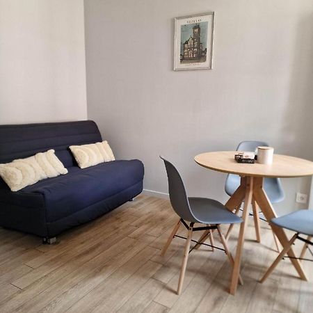 Appartement Au Coeur De Vezelay - Galerie 10 Екстер'єр фото