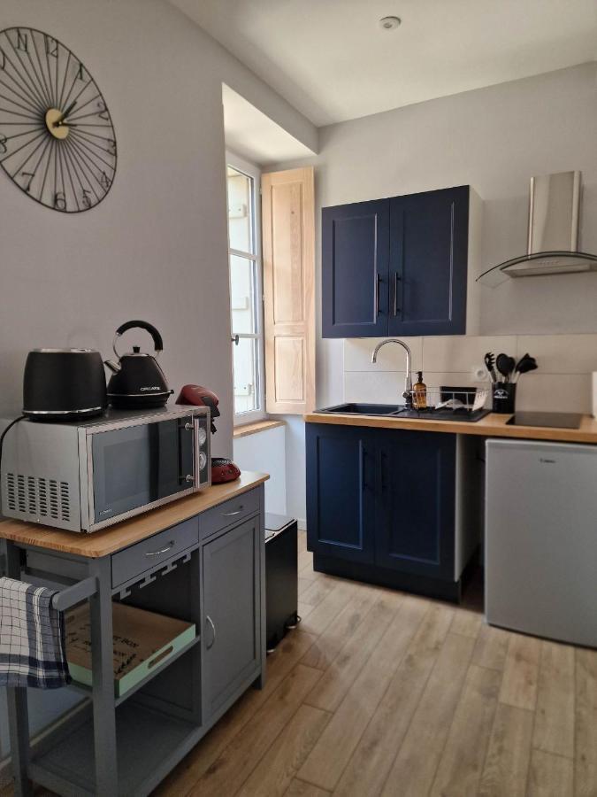 Appartement Au Coeur De Vezelay - Galerie 10 Екстер'єр фото
